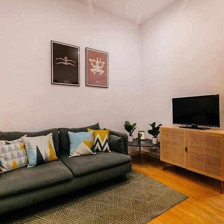 Cozy & Central Apartment 巴塞罗那 外观 照片